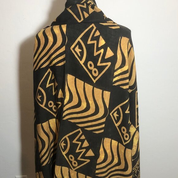✨ Statement Black & Gold Tribal Print Shawl Wrap – Boho Luxe & Versatile - Picture 8 of 11